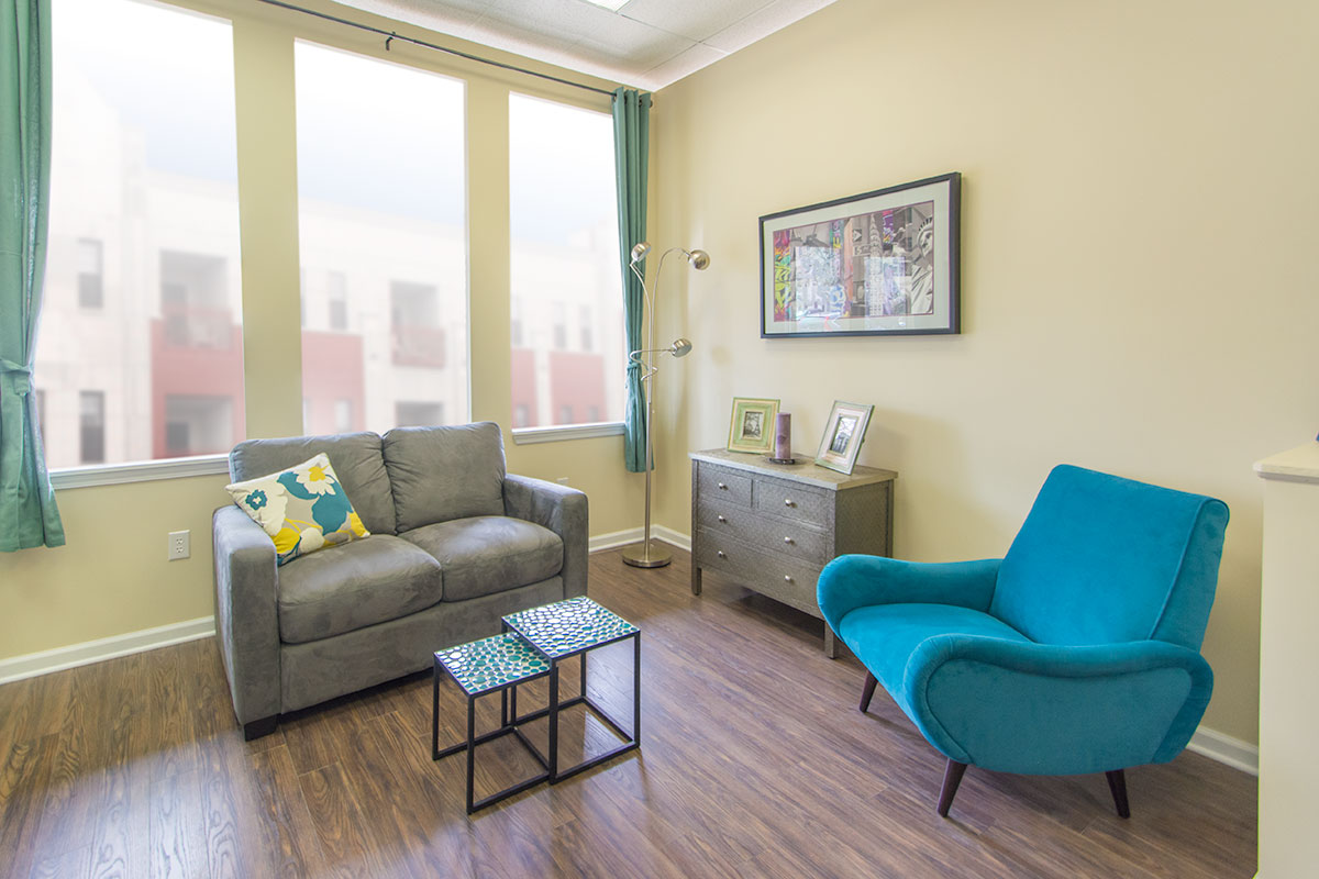 Studio 531 Apartments Living Room 02 Cedarview Management